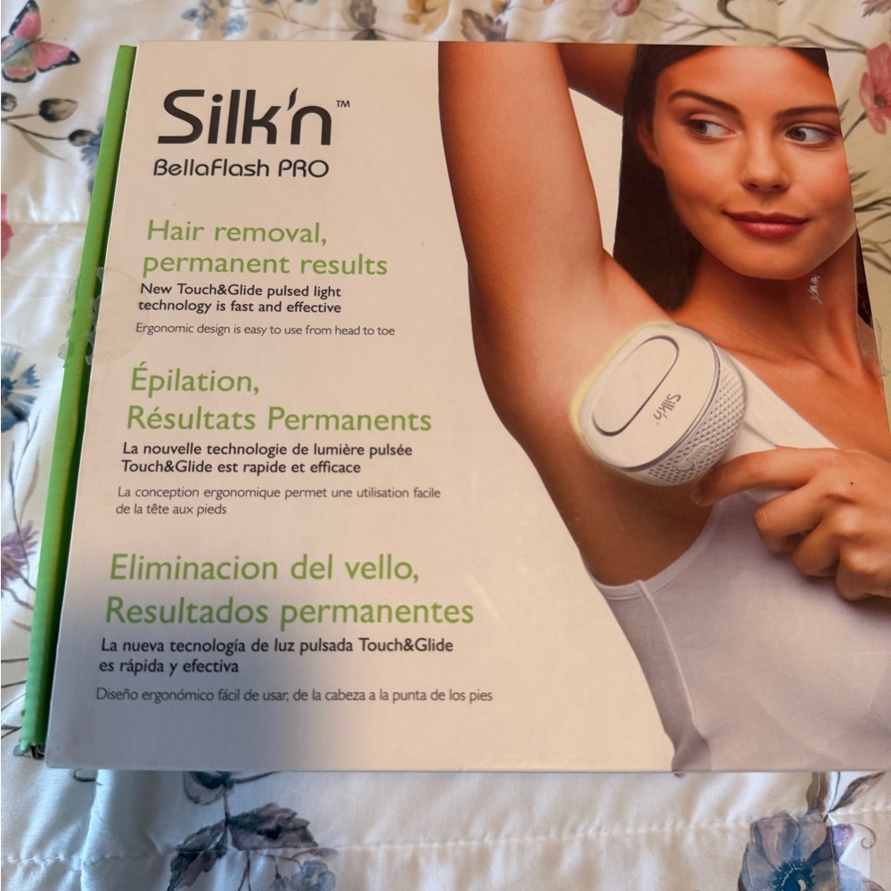 BellaFlash PRO Hair Removal Device - White